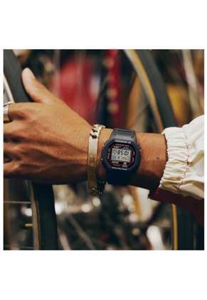 Reloj Deportivo Casio DW-5600RL-1DR Diseño Clasico