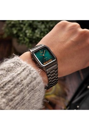 Reloj Casio AQ-230EGG-3A Diseño Vintage