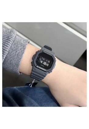 Reloj Casio G-SHOCK DW-5610UU-8DR Diseño Deportivo