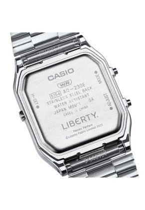 Reloj Casio Modelo AQ-230ELT-7ADR Plateado Unisex