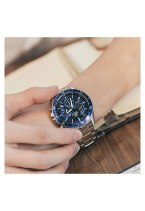 Reloj Casio Modelo EFV620D-1A2VUDF Plateado Unisex