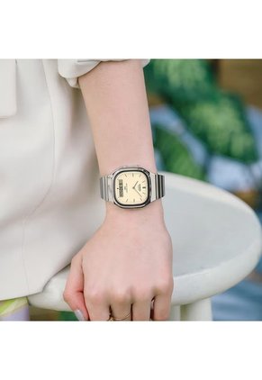 Reloj Casio AQ-240E-7A2DF Para Unisex