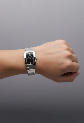 Reloj CASIO Plateado