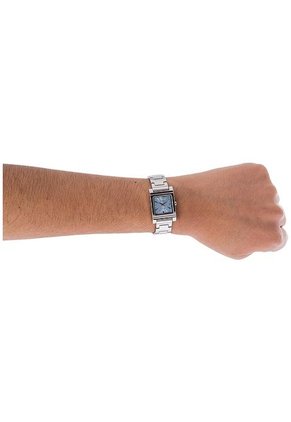 Reloj Plateado CASIO