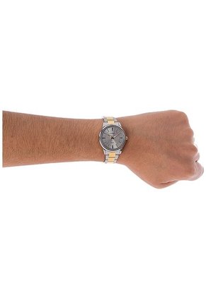 Reloj Plateado-Dorado CASIO