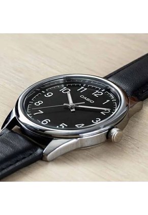 Reloj Casio Negro  Hombre MTP-V005L-1B4