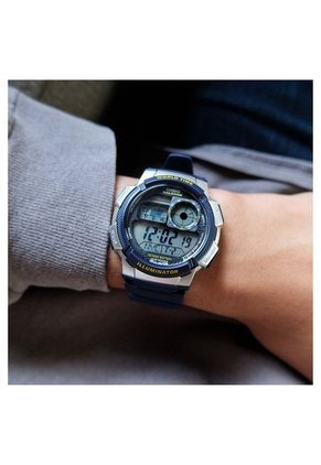 Reloj Casio  AE-1000W-2A Diseño Deportivo