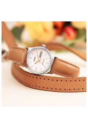 Reloj Casio Modelo LTP-V006L-7B2 Diseño Casual