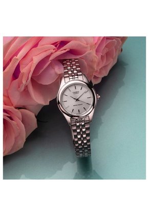 Reloj Casio Modelo LTP-1129A-7A Diseño Elegante