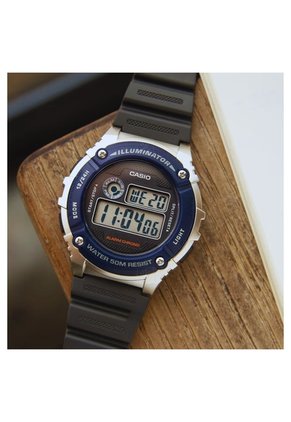 Reloj Casio Referencia W-216H-2A Diseño Deportivo