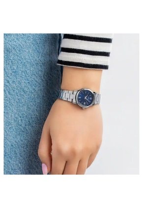 Reloj Casio Modelo LTP-V002D-2B3 Diseño Elegante