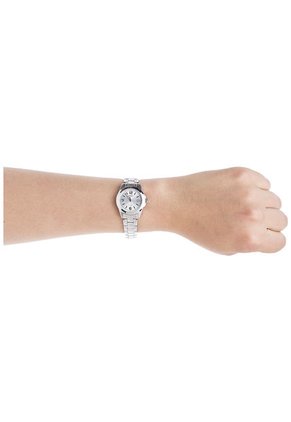 Reloj Plateado Casio