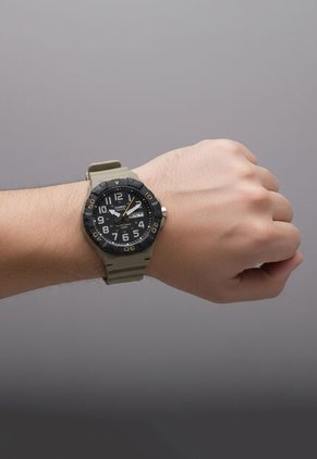 Reloj CASIO Verde