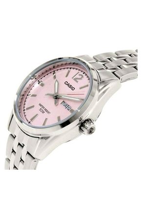 Reloj CASIO Modelo LTP-1335D-5AV Plateado Unisex
