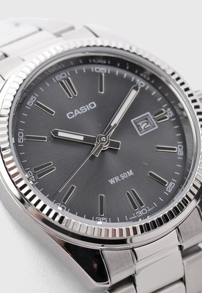 Reloj CASIO Plateado