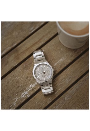 Reloj Casio EDIFICE EFR-S108DE-8A Diseño Elegante