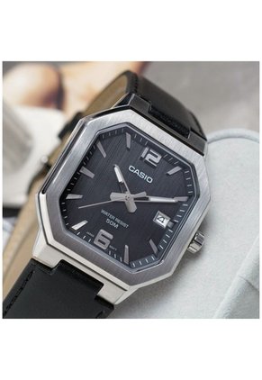 Reloj Casio Referencia MTP-B195L-1A Diseño Elegante