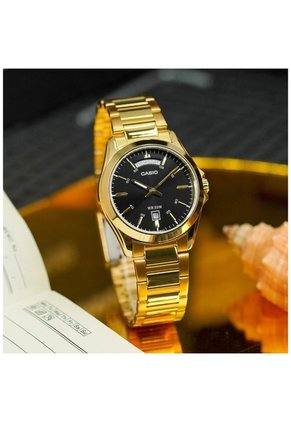 Reloj Casio Referencia MTP-1370G-1A Diseño Elegante