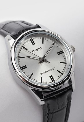 Reloj CASIO Plateado