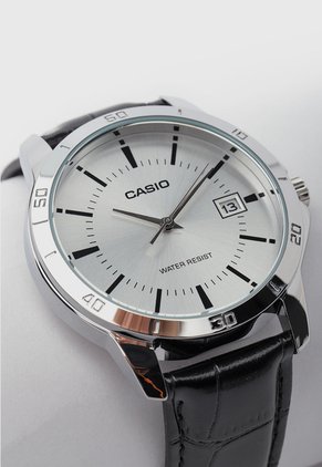 Reloj CASIO Plateado