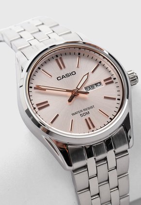 Reloj CASIO Plateado