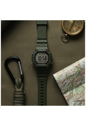 Reloj Casio AE-1600HX-3AV Diseño Deportivo