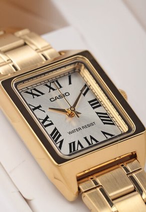 Reloj CASIO Dorado