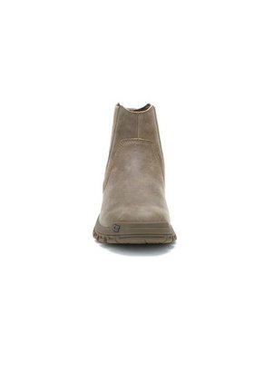 Bota Hombre CAT Threshold Chelsea Marron CAT