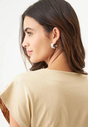 Camiseta CHEVIGNON Caqui