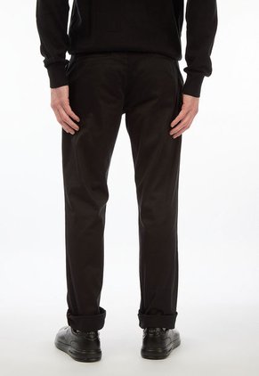 Pantalón Chino CHEVIGNON Negro