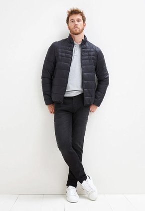 Chaqueta Negro-Rojo Chevignon