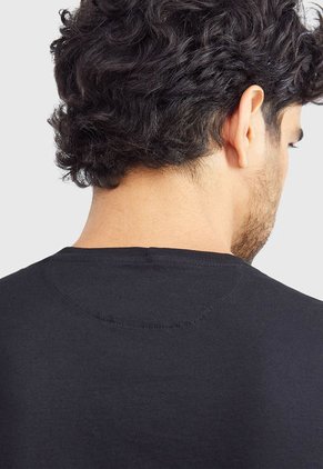 Camiseta Negro-Blanco CHEVIGNON