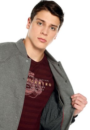 Chaqueta Gris-Negro Chevignon