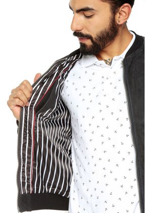 Chaqueta Negra Chevignon