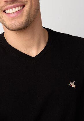 Camiseta CHEVIGNON Negro