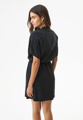 Vestido Corto Denim CHEVIGNON Negro