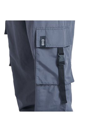 PANTALON CHIPPO HOMBRE MCJ12188016 GRIS OSCURO Talla XXL