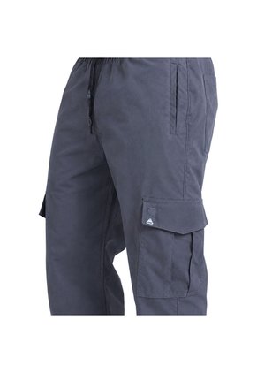 PANTALON CHIPPO HOMBRE MCJ12779003 GRIS OSCURO Talla L