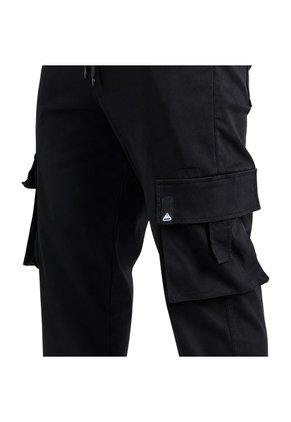 PANTALON CHIPPO HOMBRE MCJ12778969 NEGRO Talla S