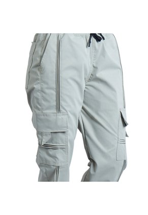PANTALON CHIPPO HOMBRE MCJ12778863 GRIS Talla S