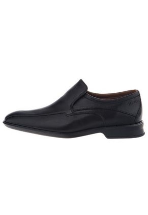 Zapato Clarks Goya Emir Negro