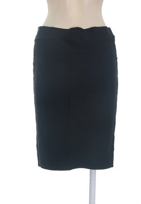 Falda Negra Studio F (Producto De Segunda Mano)