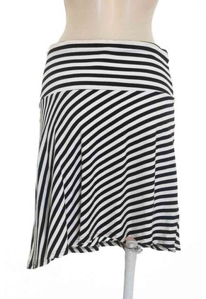 Falda Negra H&M (Producto De Segunda Mano)