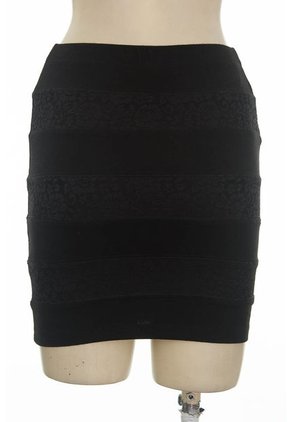 Falda Negra Forever 21 (Producto De Segunda Mano)