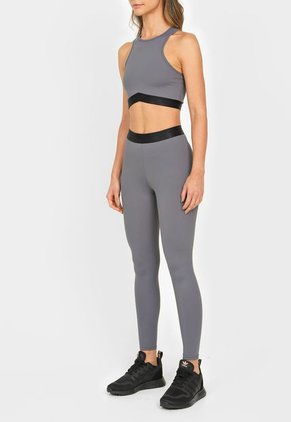 Conjunto Deportivo Gris-Negro Colcci Fitness