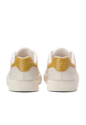 Tenis Deportivos ColeHaan Original Luxe Slip On Blanco Mujer