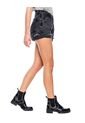 High Waist Black Denim Shorts Con Pinzas Delanteras Y Ruedo Doblado Color Blue de Color Blue