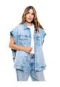 Chaleco En Denim Oversized Con Aberturas Laterales Color Blue de Color Blue