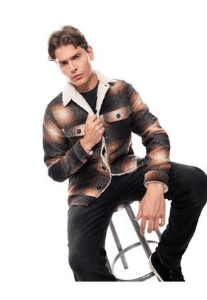 Chaqueta Ovejera A Cuadros Con Tapas Y Bolsillos Delanteros Color Blue