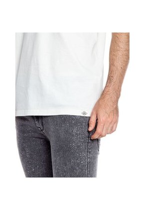 Camiseta Cuello Redondo Con Bolsillo Teñido Old Wash Y Marquilla En Ruedo Color Blue